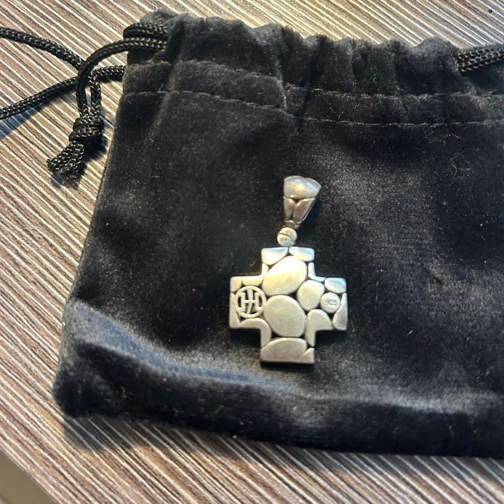 John Hardy Silver Pendant Necklace - Picture 2 of 5